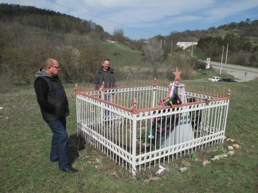 В Крыму неизвестные уничтожили могилу Неизвестного солдата