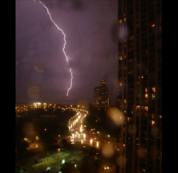 Над Чикаго пронесся сильный шторм, 13 июня 2013