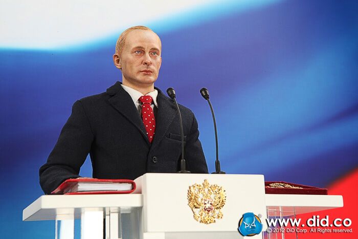 В Интернете продают Путина с запасной головой