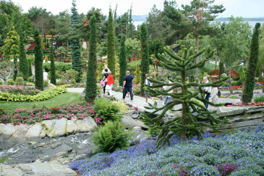 Норвежский сад Flor og fjære