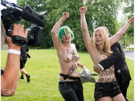 FEMEN знову влаштували акцію для Меркель