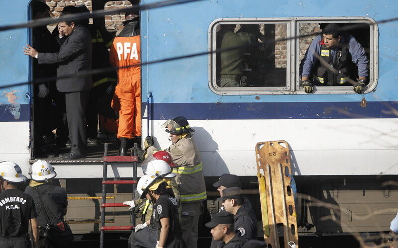 Ж / д аварія в Аргентині: 315 постраждалих