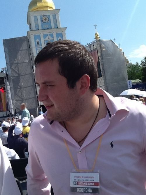 Съезд "Батьківщини" охранял один из нападавших на журналистов?