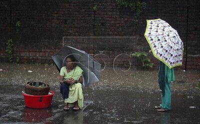 Число жертв наводнения в Индии выросло до 50