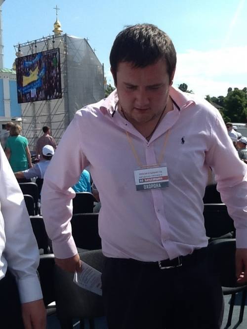 Съезд "Батьківщини" охранял один из нападавших на журналистов?
