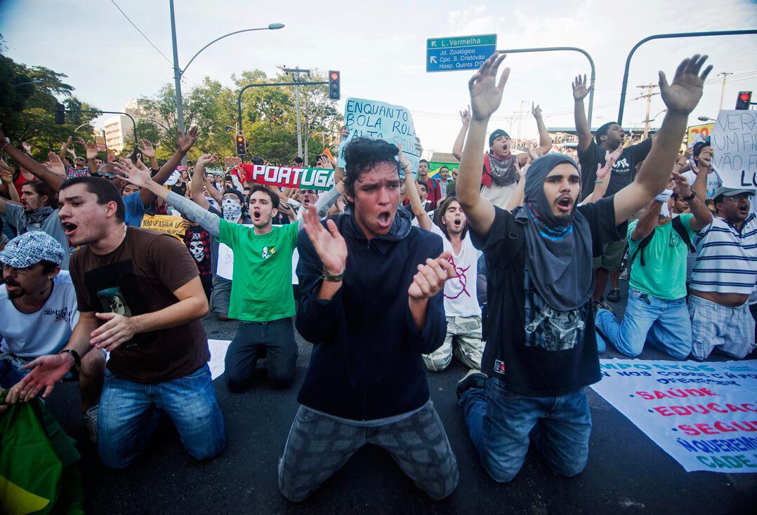 Массовые акции протеста в Бразилии