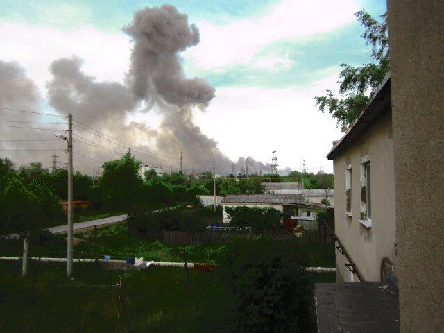 Вибухи снарядів у Самарі: дим стоїть в 15 км від місця