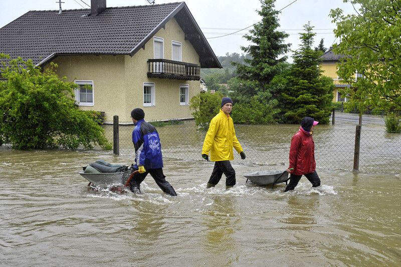 Наводнения в Европе унесли жизни троих человек