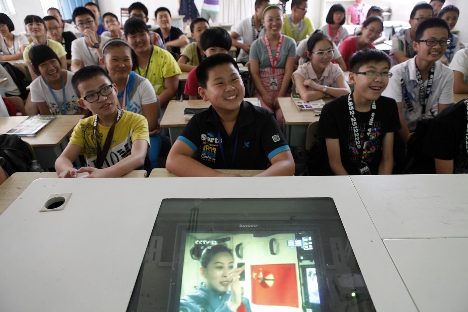 Китайская астронавтка провела лекцию из космоса