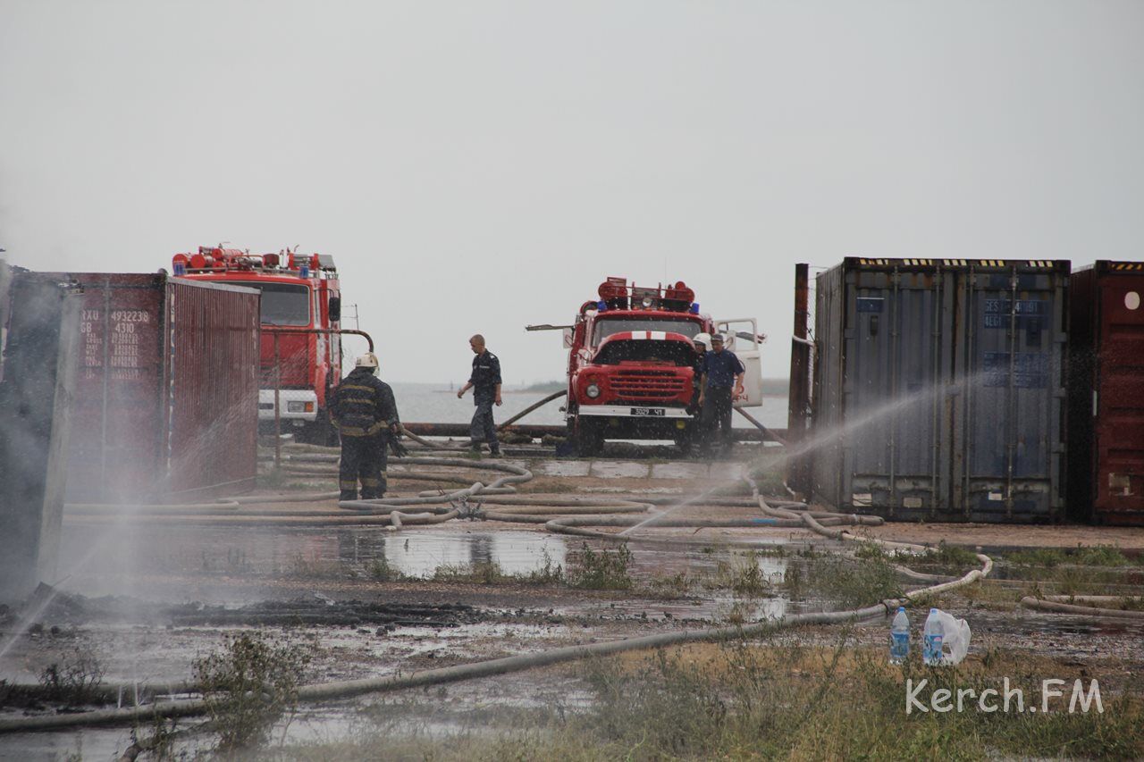 Пожар в керченском порту потушен