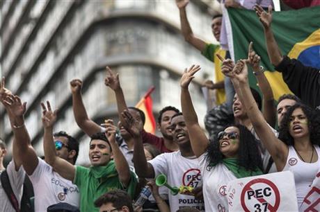 У Бразилії протести відбулися у більш ста містах