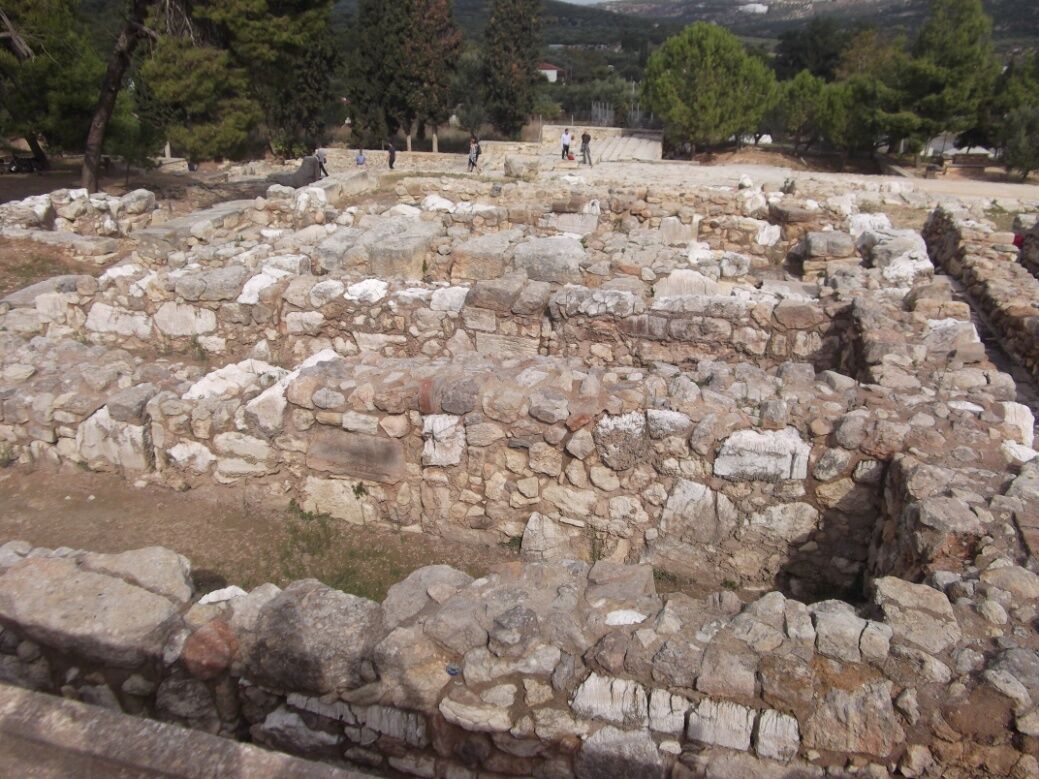 Кносский дворец: загадочный лабиринт минотавра