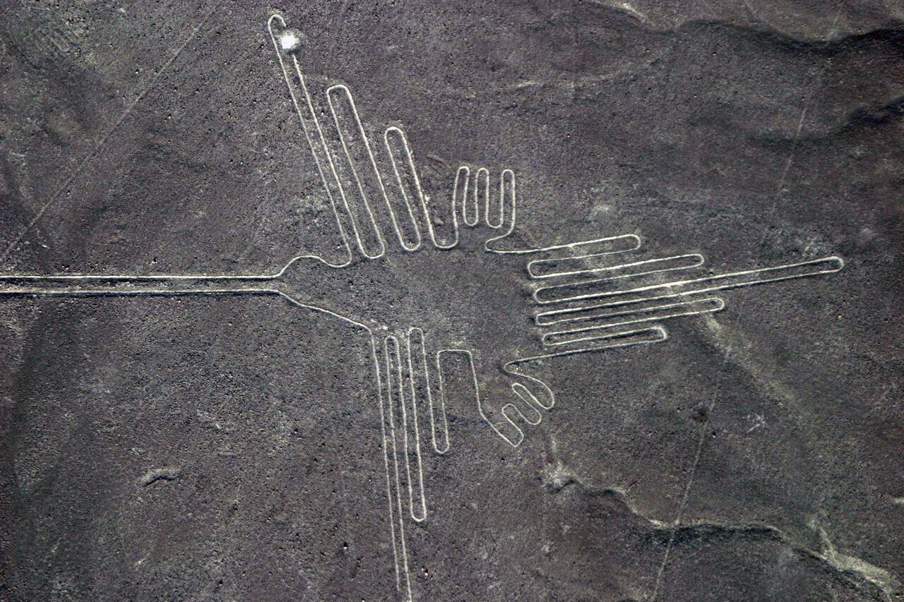 Рисунки Наска: таинственные геоглифы в пустыне Перу