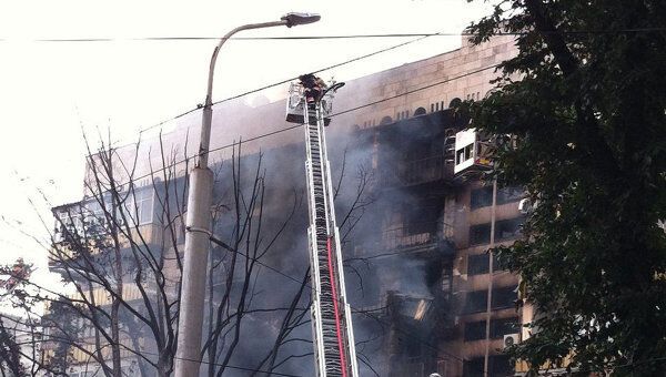 В Алмати вибухнув бензовоз: загорілася восьмиповерхівка