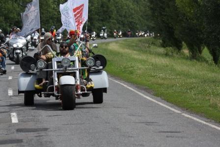 Сотни байкеров приехали поклониться Шевченко