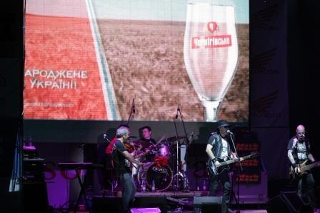 Сотни байкеров приехали поклониться Шевченко