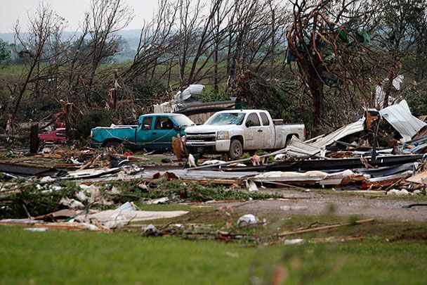 Число жертв торнадо в Оклахоме возросло до 18