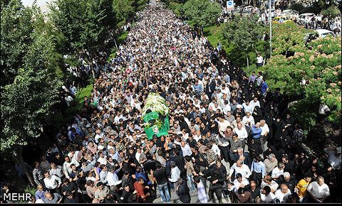 В Ірані похорон дисидента закінчилися масовою демонстрацією
