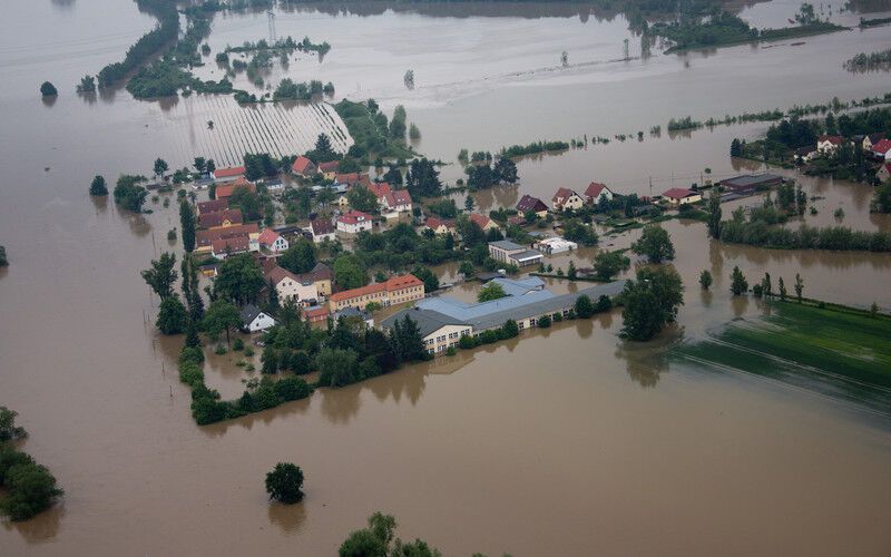 В Братиславе объявлено чрезвычайное положение