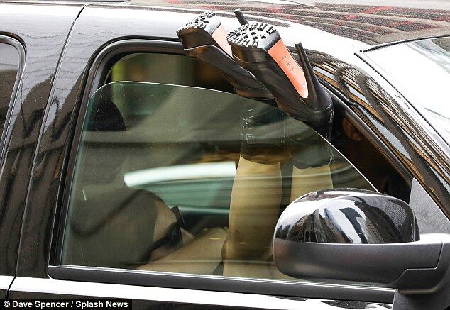 Похудевшая Леди Гага бегает в лифчике по Нью-Йорку