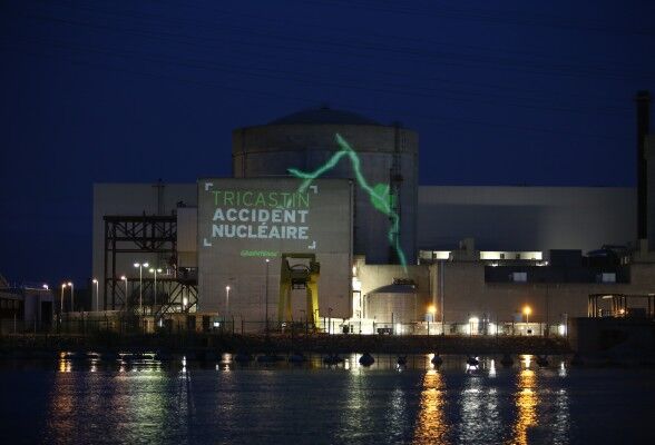 Во Франции активисты Greenpeace ворвались на АЭС 