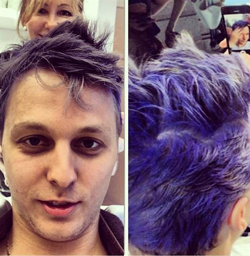 Шуфрич-младший покрасил волосы в синий цвет