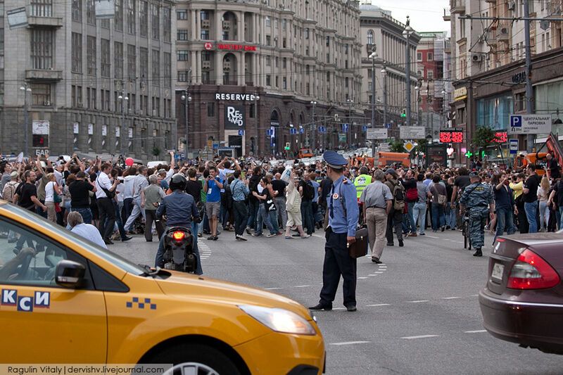 Кандидата в мэры Москвы выпустили на свободу