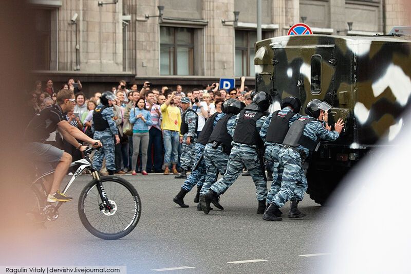 Кандидата в мэры Москвы выпустили на свободу