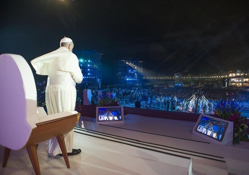Папа Франциск в Бразилии повторил крестный путь Иисуса