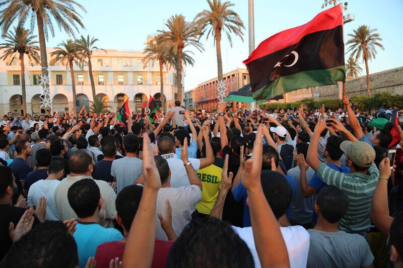 Более тысячи заключенных сбежали из ливийской тюрьмы