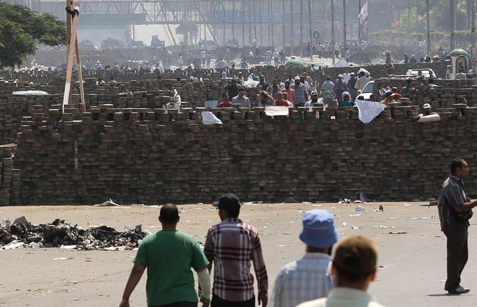 МОЗ Єгипту: в Каїрі загинули 46 людей, більше 700 поранених