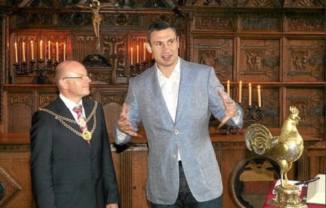 Як Кличко розважався в Німеччині на День Конституції України