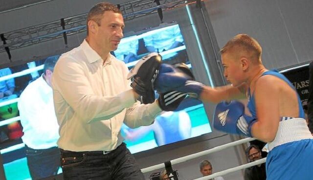 Як Кличко розважався в Німеччині на День Конституції України