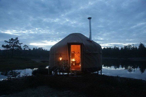 Норвежцы открыли отель в юртах на природе