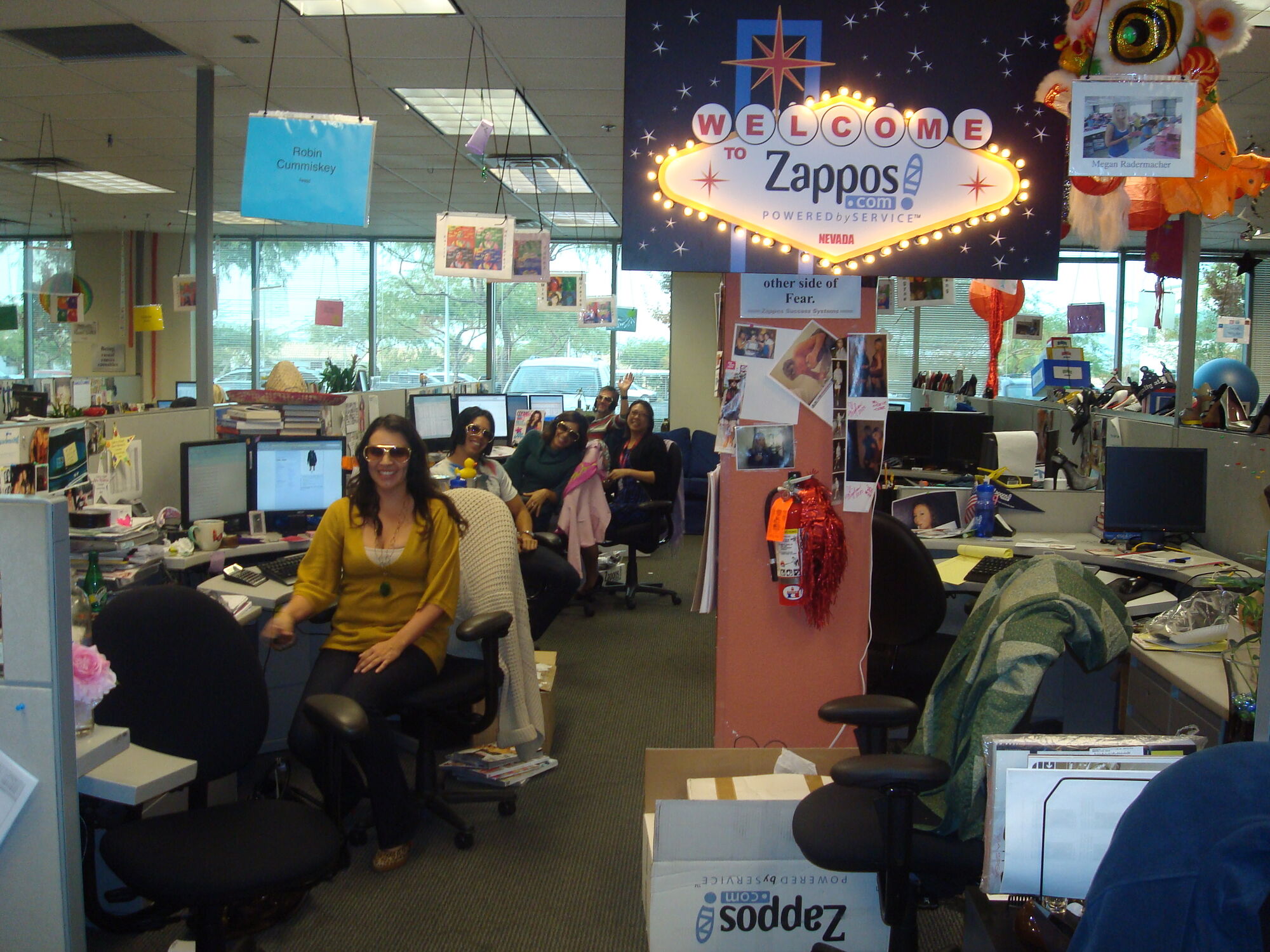 Корпоративная культура №1 в мире. 10 правил компании Zappos