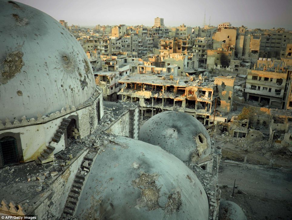 ЗМІ показали шокуючі фото зруйнованих міст Сирії, відвойованих Асадом