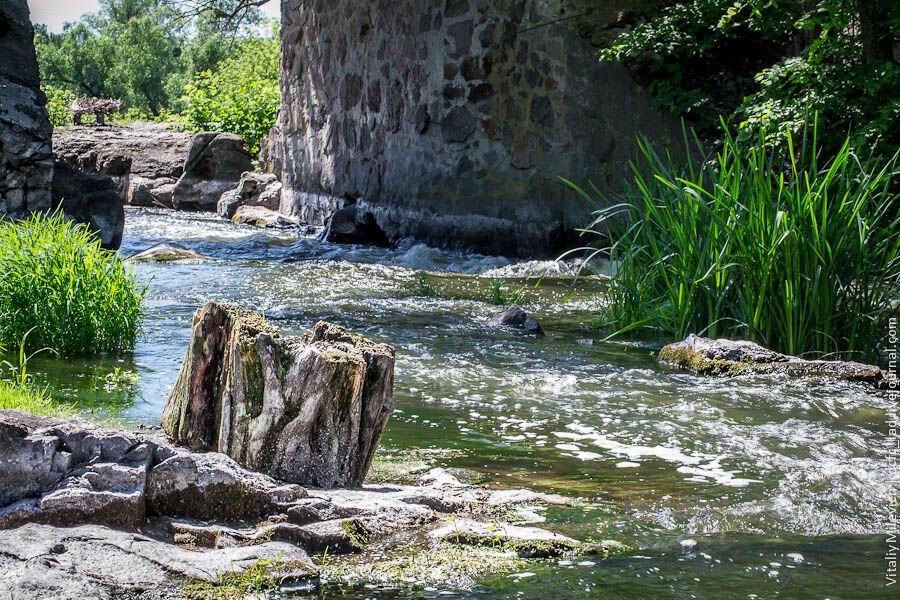 Буцький каньйон і водоспад Вир
