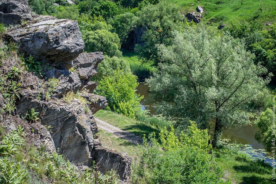 Буцький каньйон і водоспад Вир