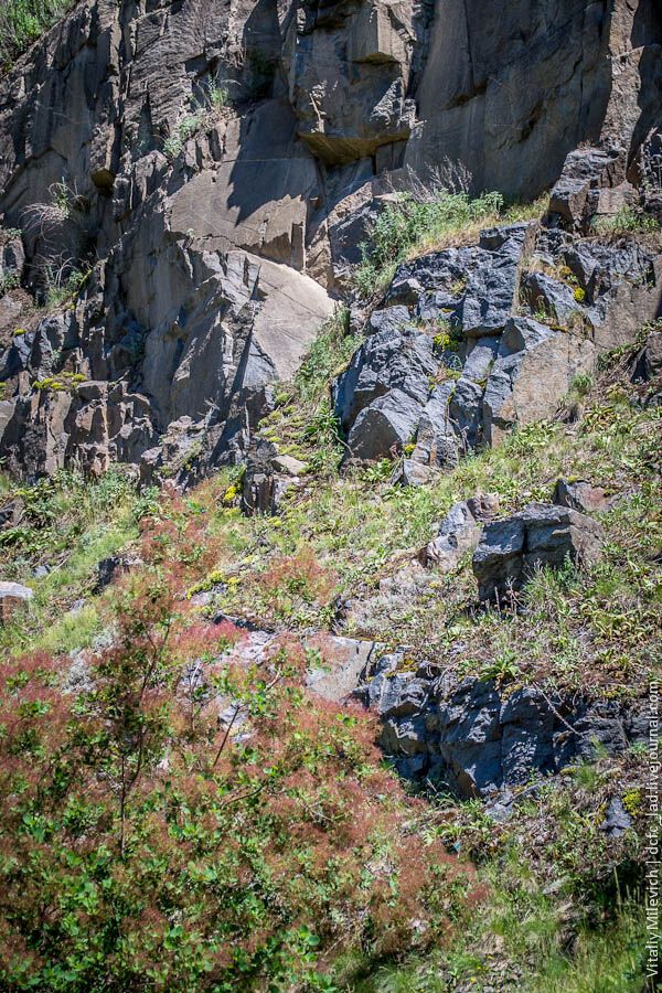 Буцький каньйон і водоспад Вир