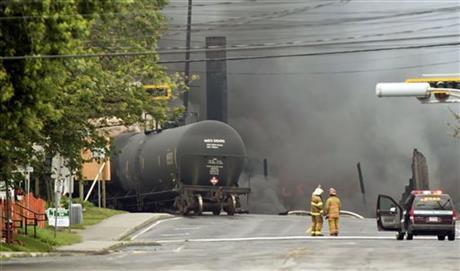 Взрыв поезда с нефтью в Канаде: первая жертва