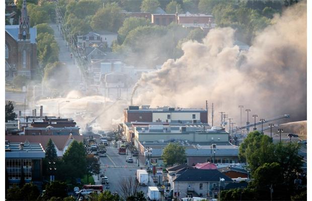 Увеличилось число жертв крушения поезда в Канаде