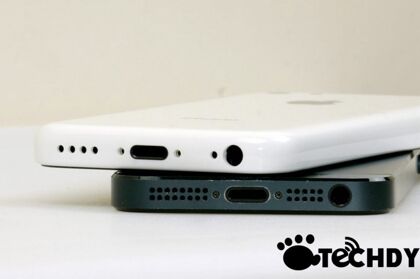 В Сети появились фото бюджетного iPhone