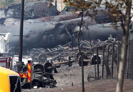 В крушении поезда в Канаде обвинили пожарных