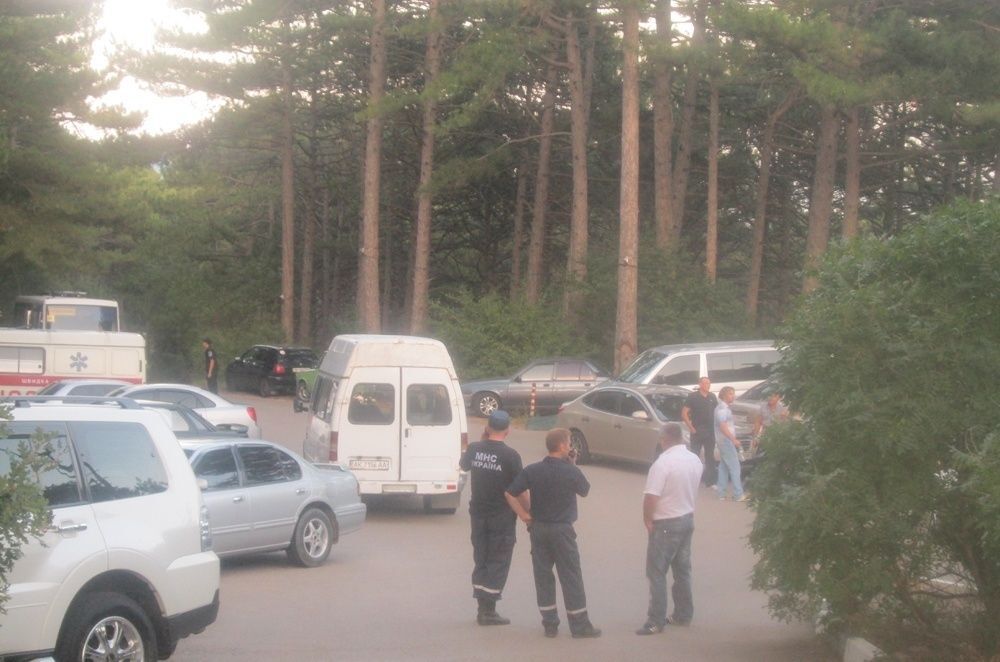 Туристов сняли со сломавшейся "канатки" на Ай-Петри