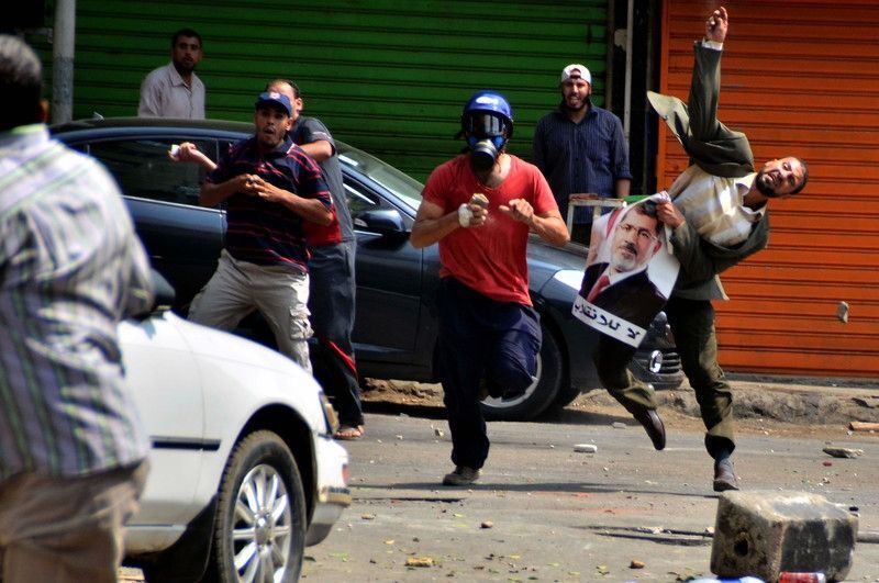 Десятки человек погибли при разгоне сторонников Мурси