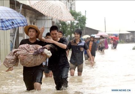 Наводнение в Китае убило уже 25 человек