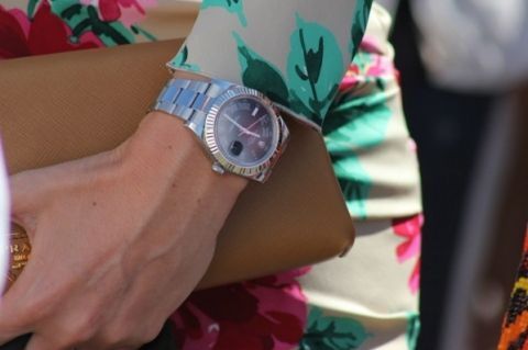 ЗМІ: соратниця Яценюка прийшла на освячення храму УГКЦ в Prada і з годинником Rolex