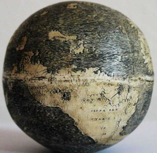 Ученые нашли старейший глобус, возможно созданный да Винчи 