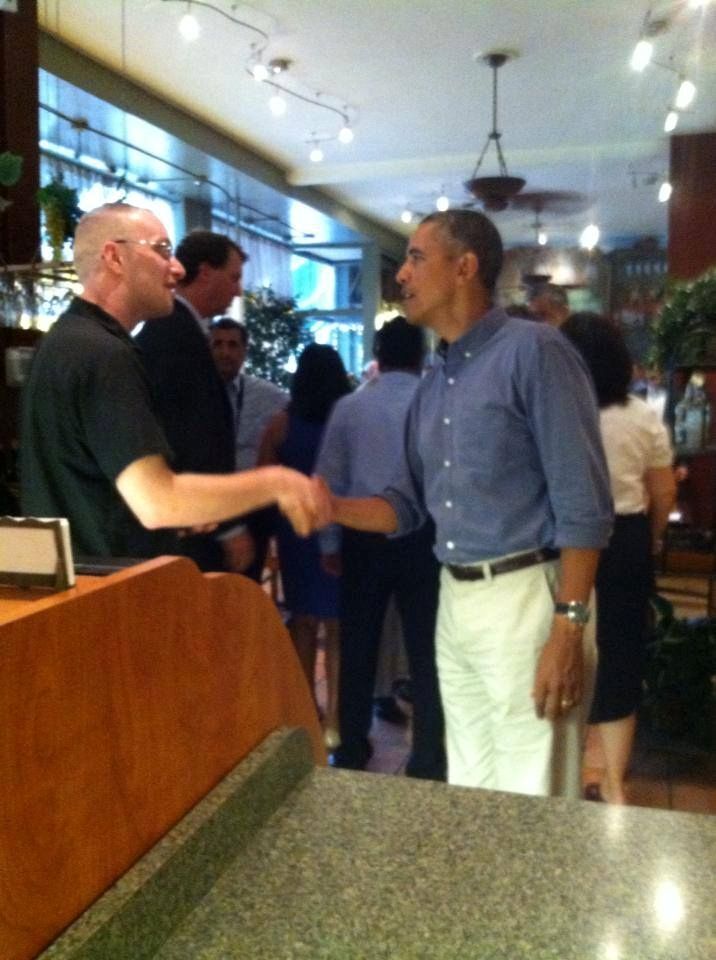 Обама залишив офіціантові закусочної щедрі чайові