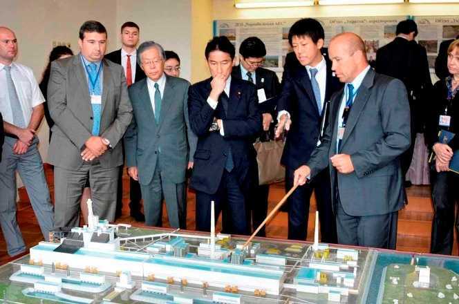 Министр иностранных дел Японии посетил ЧАЭС